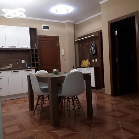 Apartment Апартамент Family